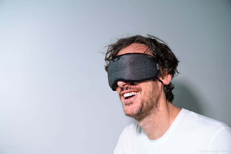 Lumos Smart Sleep Mask Review: The Secret To Sleep Better While Travelling